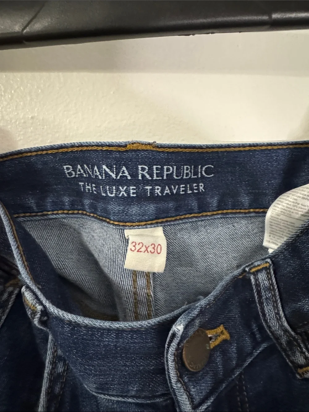 Banana Republic shipping note